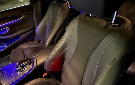 Mercedes-Benz E-Класс, 2019 год, 4 500 000 рублей, 9 фотография