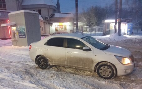 Ravon R4, 2018 год, 350 000 рублей, 2 фотография