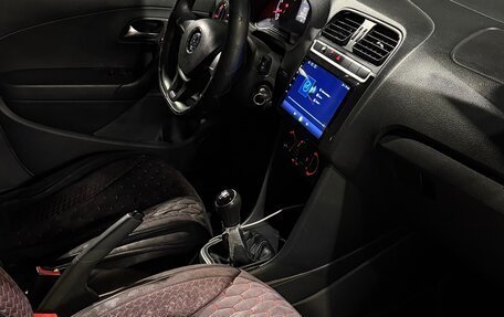 Volkswagen Polo VI (EU Market), 2016 год, 630 000 рублей, 2 фотография