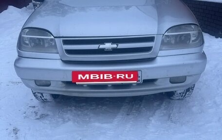 Chevrolet Niva I рестайлинг, 2004 год, 280 000 рублей, 5 фотография