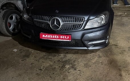 Mercedes-Benz C-Класс, 2012 год, 1 450 000 рублей, 3 фотография