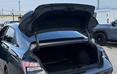 Hyundai Elantra, 2023 год, 2 200 000 рублей, 3 фотография