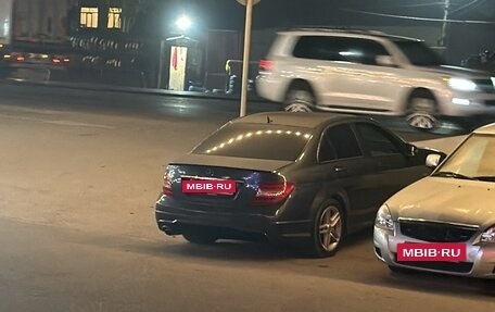 Mercedes-Benz C-Класс, 2012 год, 1 450 000 рублей, 2 фотография