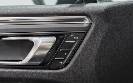 Porsche Macan I рестайлинг, 2025 год, 11 890 000 рублей, 29 фотография