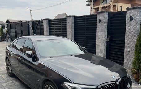 BMW 5 серия, 2020 год, 5 500 000 рублей, 2 фотография