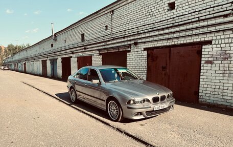 BMW 5 серия, 2000 год, 950 000 рублей, 21 фотография
