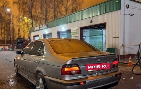 BMW 5 серия, 2000 год, 950 000 рублей, 9 фотография