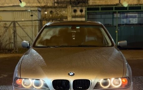 BMW 5 серия, 2000 год, 950 000 рублей, 12 фотография