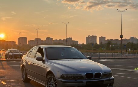 BMW 5 серия, 2000 год, 950 000 рублей, 22 фотография