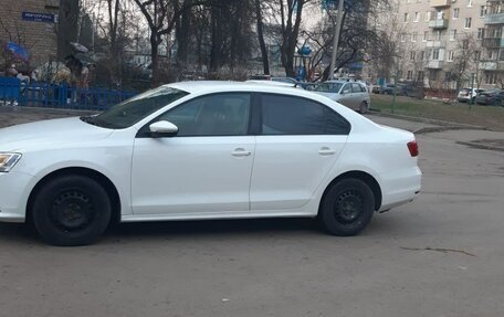 Volkswagen Jetta VI, 2015 год, 550 000 рублей, 11 фотография