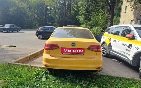 Volkswagen Jetta VI, 2015 год, 550 000 рублей, 4 фотография
