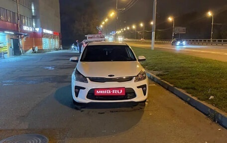 KIA Rio IV, 2019 год, 1 100 000 рублей, 2 фотография