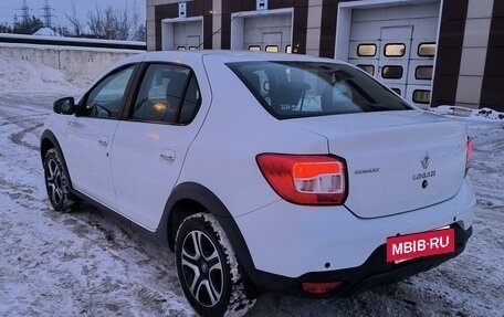 Renault Logan II, 2018 год, 1 100 000 рублей, 7 фотография