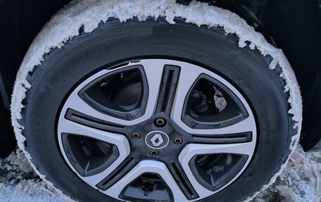 Renault Logan II, 2018 год, 1 100 000 рублей, 10 фотография