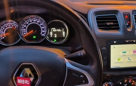 Renault Logan II, 2018 год, 1 100 000 рублей, 13 фотография