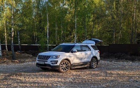 Ford Explorer VI, 2017 год, 2 850 000 рублей, 6 фотография