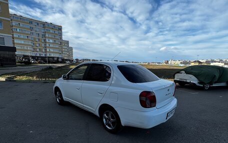 Toyota Platz, 1999 год, 260 000 рублей, 2 фотография