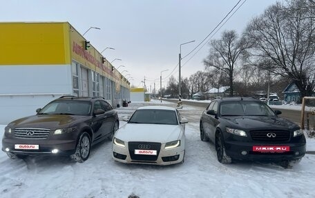 Infiniti FX I, 2005 год, 680 000 рублей, 5 фотография