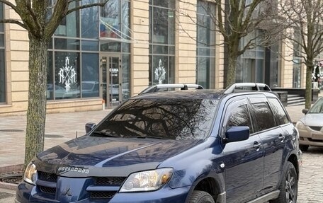 Mitsubishi Outlander III рестайлинг 3, 2003 год, 650 000 рублей, 1 фотография