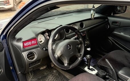 Mitsubishi Outlander III рестайлинг 3, 2003 год, 650 000 рублей, 8 фотография