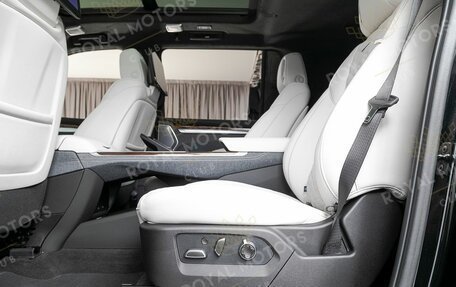 Cadillac Escalade V, 2025 год, 21 750 000 рублей, 21 фотография