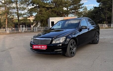Mercedes-Benz C-Класс, 2010 год, 950 000 рублей, 2 фотография