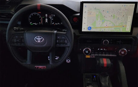 Toyota Tacoma, 2025 год, 6 000 000 рублей, 10 фотография