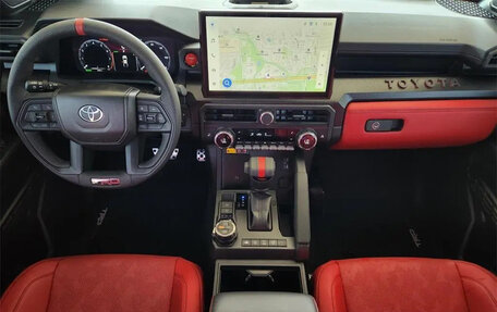 Toyota Tacoma, 2025 год, 6 000 000 рублей, 11 фотография