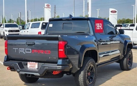 Toyota Tacoma, 2025 год, 6 000 000 рублей, 4 фотография