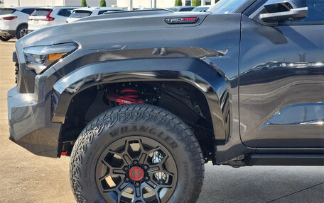 Toyota Tacoma, 2025 год, 6 000 000 рублей, 14 фотография