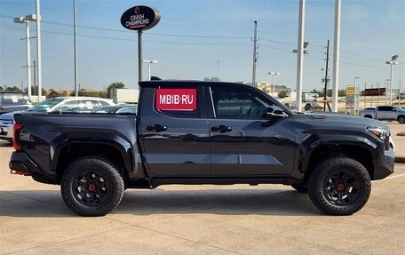 Toyota Tacoma, 2025 год, 6 000 000 рублей, 3 фотография