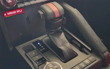 Toyota Tacoma, 2025 год, 6 000 000 рублей, 18 фотография