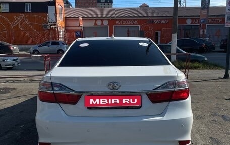 Toyota Camry, 2017 год, 1 600 000 рублей, 15 фотография