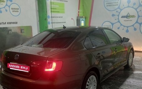 Volkswagen Jetta VI, 2012 год, 870 000 рублей, 4 фотография