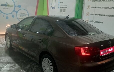 Volkswagen Jetta VI, 2012 год, 870 000 рублей, 5 фотография