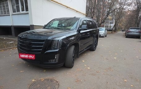 Cadillac Escalade IV, 2019 год, 6 500 000 рублей, 2 фотография