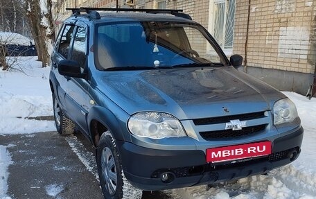 Chevrolet Niva I рестайлинг, 2012 год, 330 000 рублей, 2 фотография