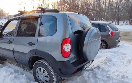 Chevrolet Niva I рестайлинг, 2012 год, 330 000 рублей, 5 фотография