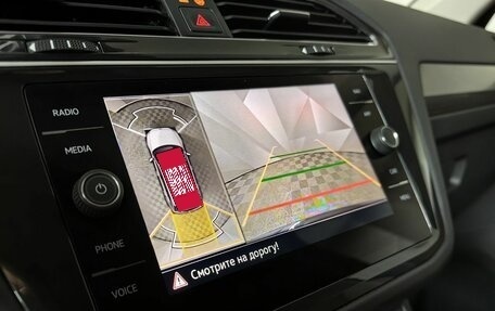 Volkswagen Tiguan II, 2021 год, 3 349 000 рублей, 21 фотография