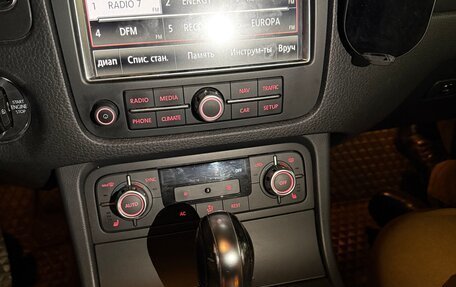 Volkswagen Touareg III, 2012 год, 1 550 000 рублей, 7 фотография