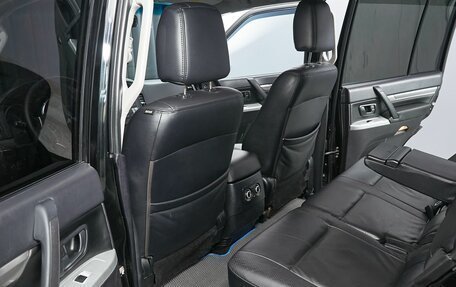 Mitsubishi Pajero IV, 2012 год, 2 027 000 рублей, 13 фотография