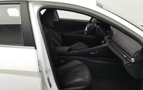 Hyundai Elantra, 2022 год, 1 175 065 рублей, 5 фотография