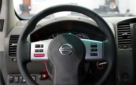 Nissan Navara (Frontier), 2010 год, 1 499 000 рублей, 15 фотография