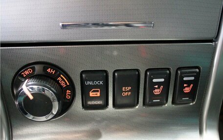 Nissan Navara (Frontier), 2010 год, 1 499 000 рублей, 22 фотография