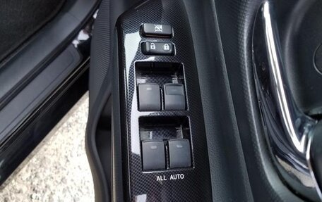 Toyota Wish II, 2017 год, 1 250 000 рублей, 21 фотография