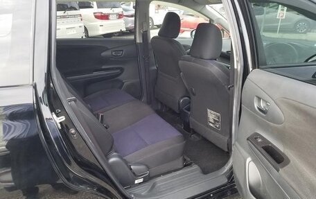 Toyota Wish II, 2017 год, 1 250 000 рублей, 16 фотография