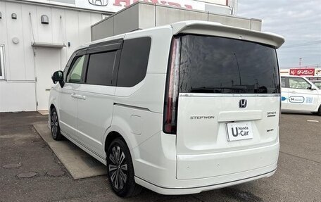 Honda Stepwgn, 2023 год, 2 730 000 рублей, 7 фотография