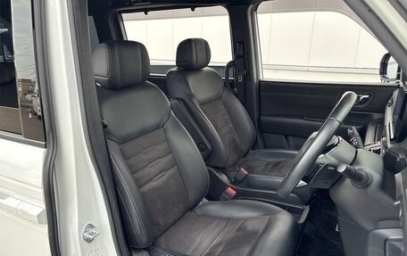 Honda Stepwgn, 2023 год, 2 730 000 рублей, 8 фотография