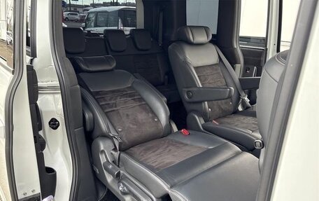 Honda Stepwgn, 2023 год, 2 730 000 рублей, 16 фотография