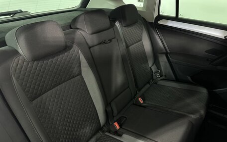 Volkswagen Tiguan II, 2018 год, 2 350 000 рублей, 15 фотография